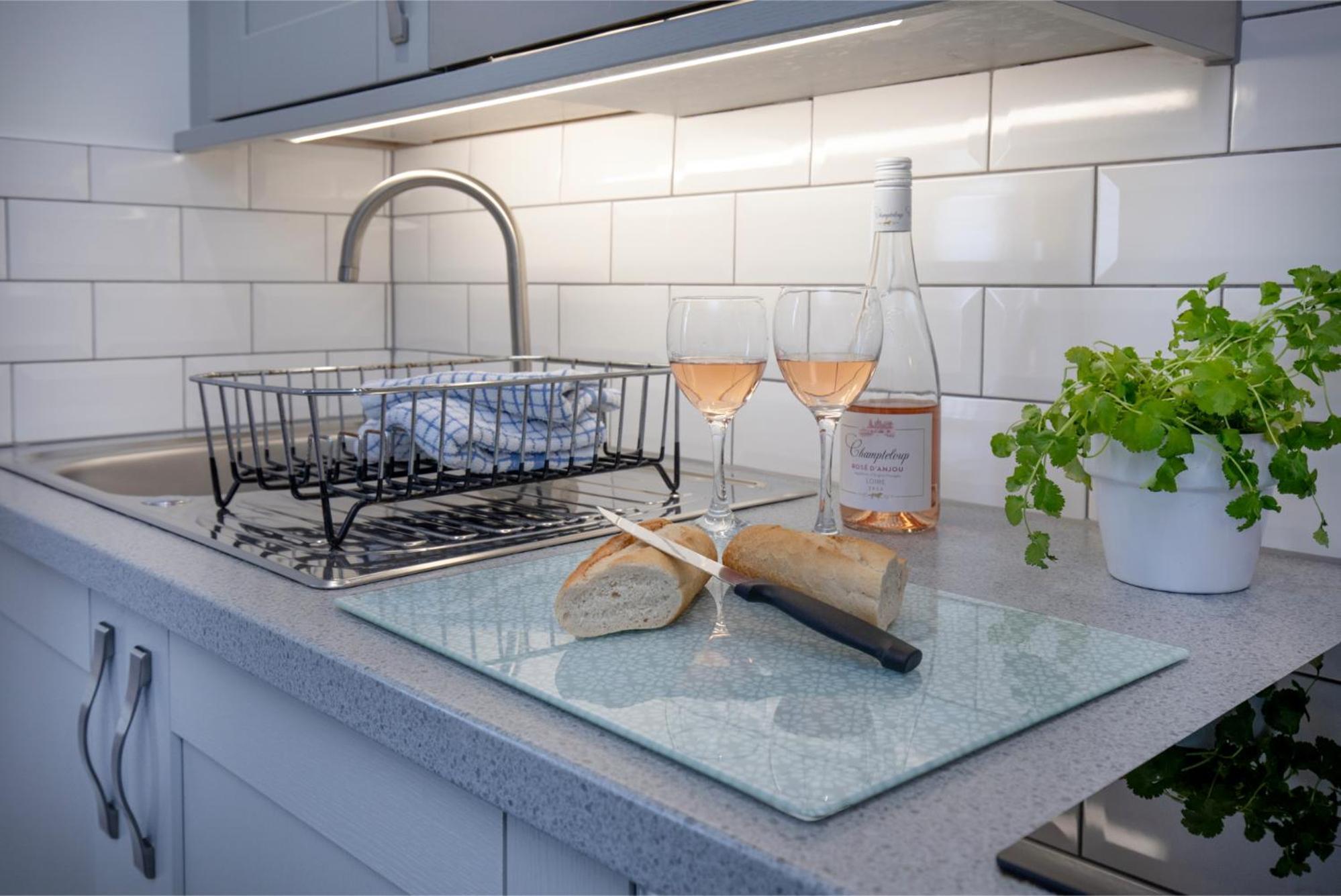 Sunnybeach Holiday Apartments Пейнтон Экстерьер фото