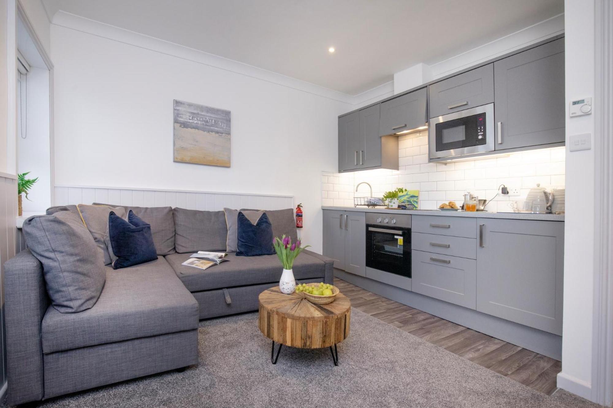 Sunnybeach Holiday Apartments Пейнтон Экстерьер фото