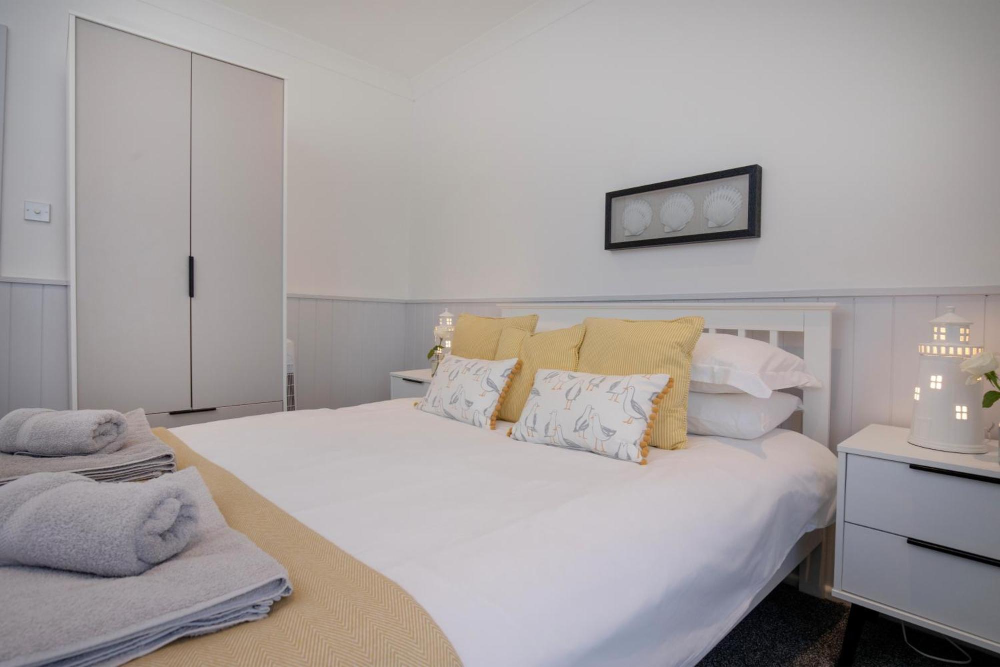 Sunnybeach Holiday Apartments Пейнтон Экстерьер фото